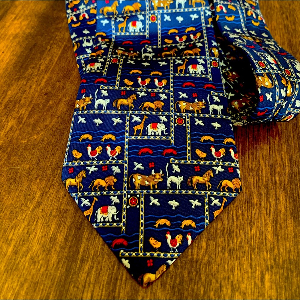 SALVATORE FERRAGAMO Blue Animals Print Silk Tie Italy 57”/3".3/4 Pre Owned